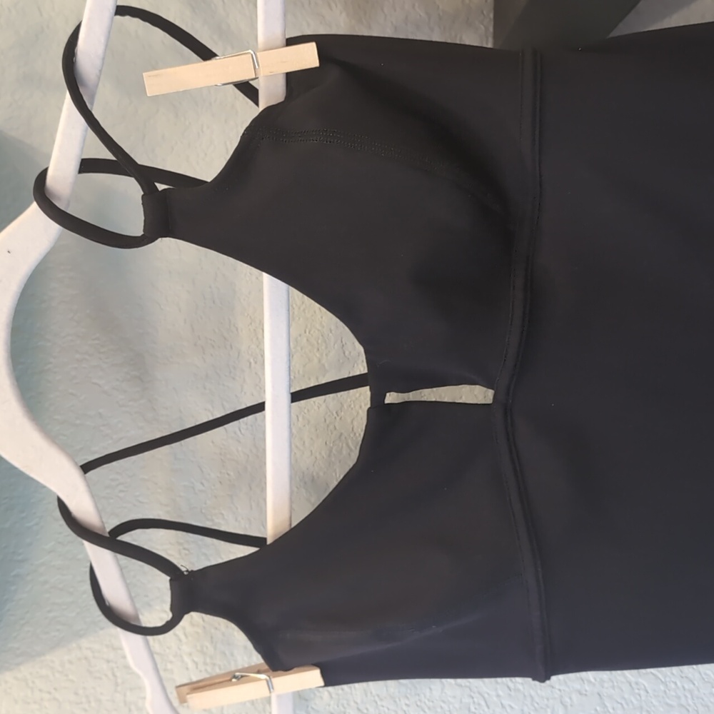 Elegant Black Sleeveless Jumpsuit - Picture 6 of 12